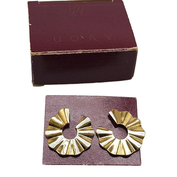 Avon Vintage 1986 Golden Crescent Pierced Earrings Gold Tone Crinkled Circles - Picture 1 of 5